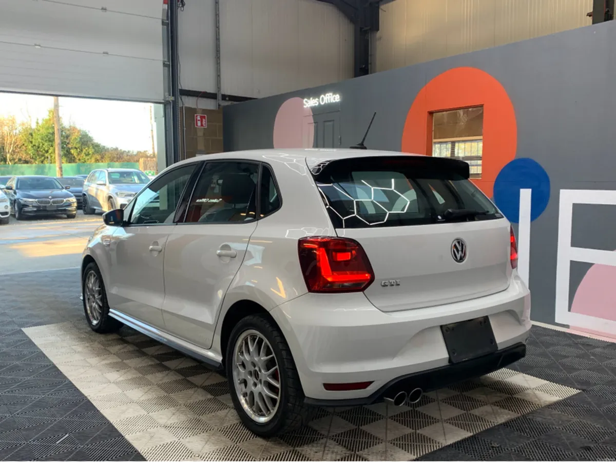 Volkswagen Polo AUTOMATIC 1.8 PETROL / 66k KMs / C - Image 4