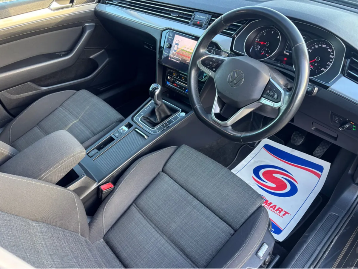 Volkswagen Passat BUSINESS 2.0 TDI MANUAL 6SPEED F - Image 4