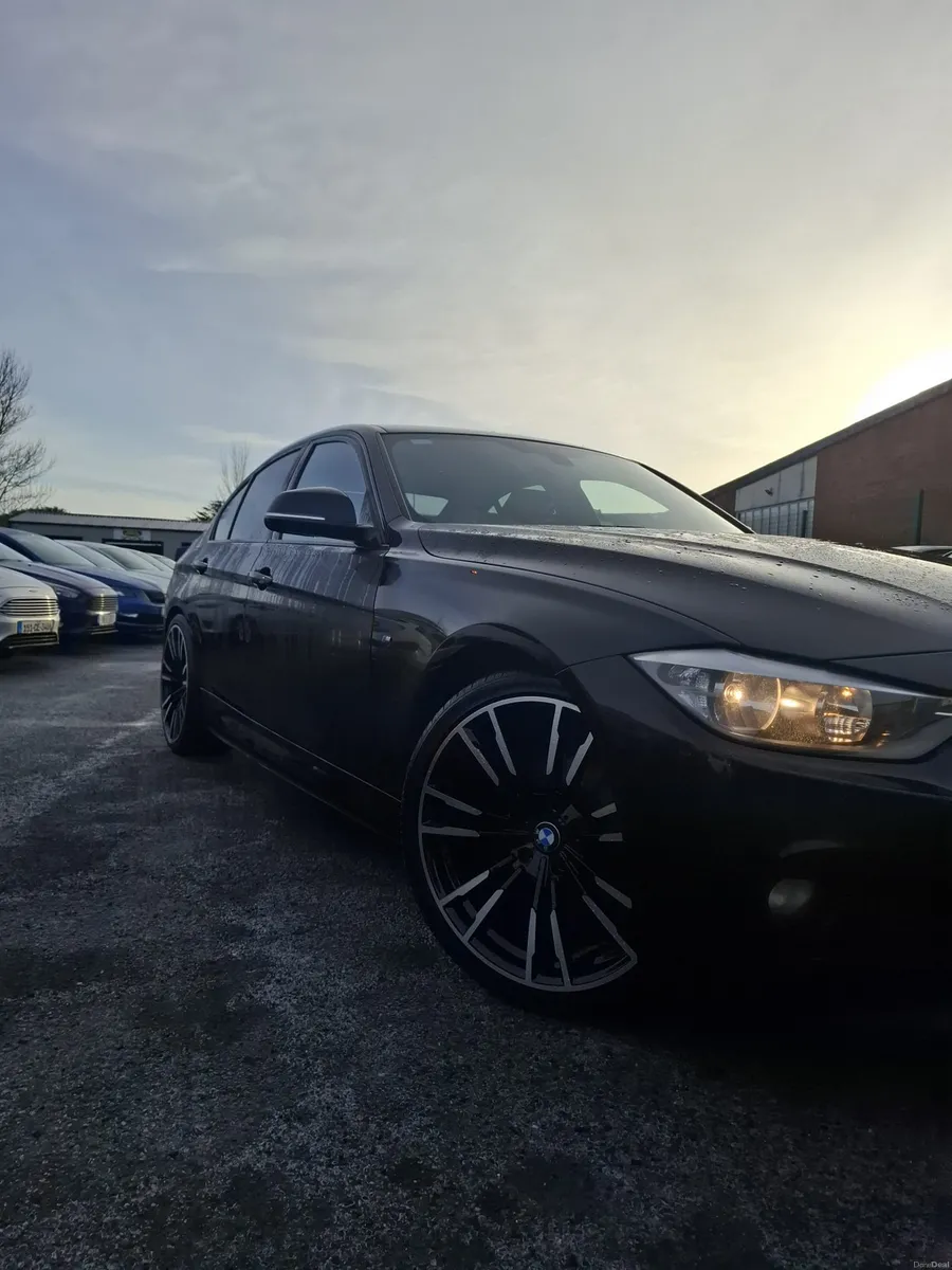 2014 bmw 318 Msport automatic - Image 3