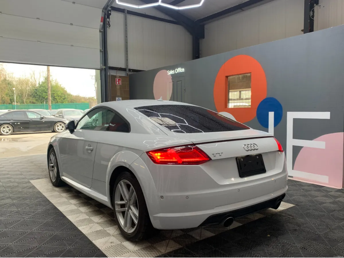 Audi TT 2.0 PETROL / 134k KMs / Cruise Control, Re - Image 4