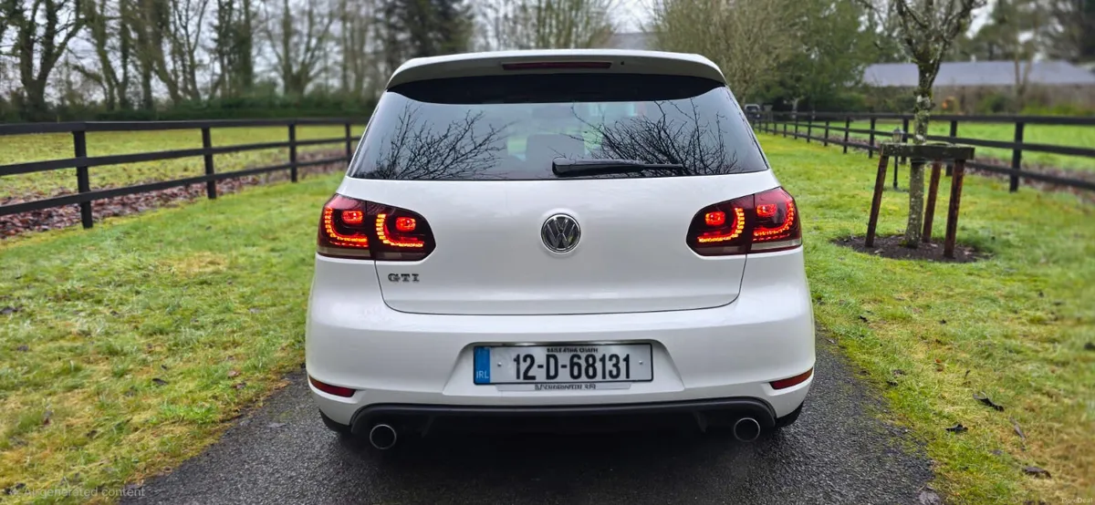12 Volkswagen Golf GTI 2 LTR YES 33K KMS - Image 4