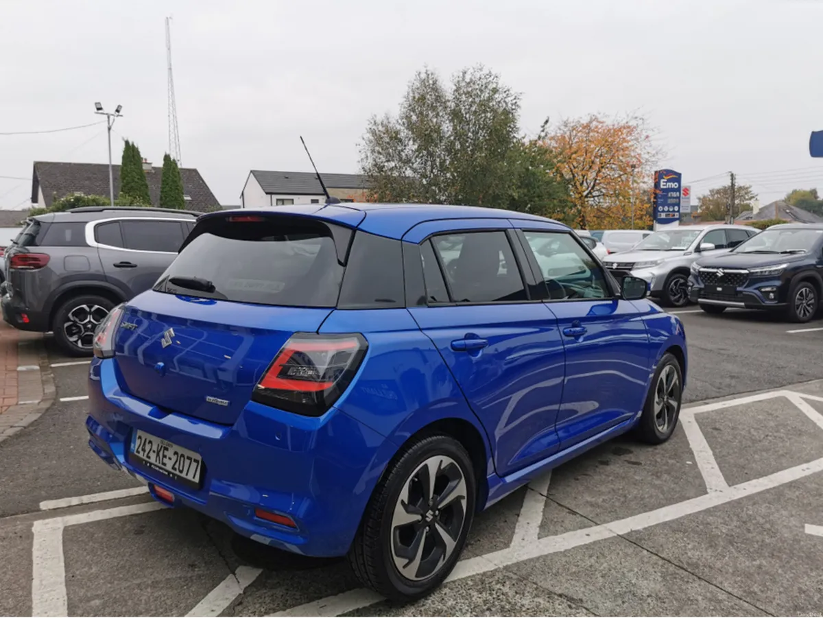 Suzuki Swift 1.2 HYBRID ULTRA 5DR - Image 4