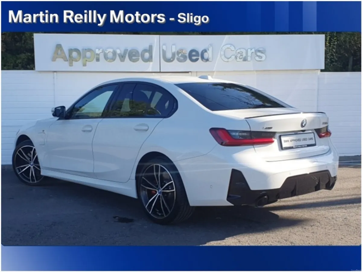 BMW 3-Series 330e xDrive M Sport - Pro & Visibilit - Image 3