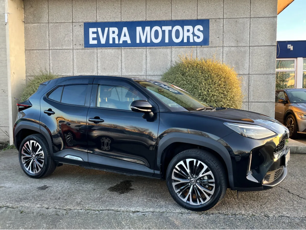 Toyota Yaris Cross Z HYBRID AUTOMATIC 1.5 PETROL / - Image 3