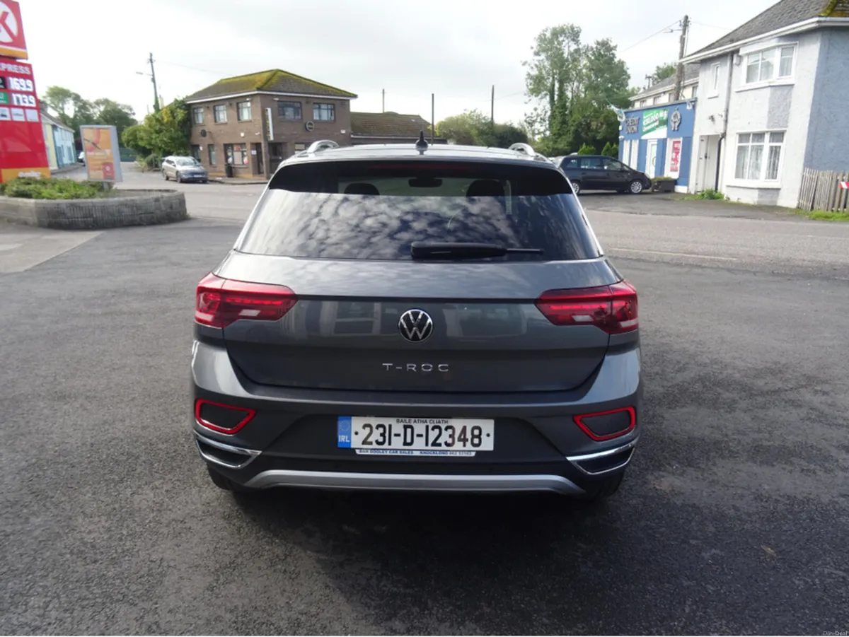 Volkswagen T-Roc STYLE 1.0 TSI MANUAL 6SPEED FWD - Image 6