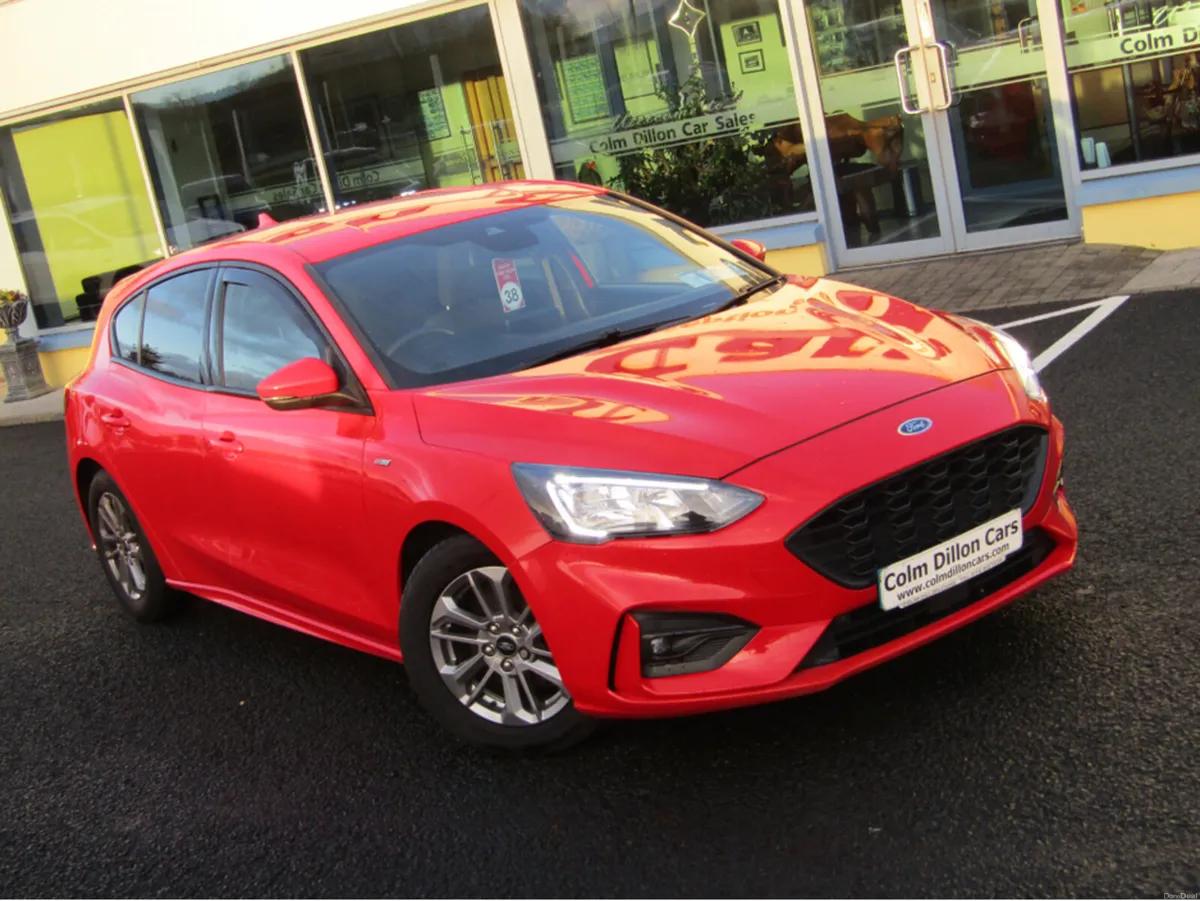 Ford Focus 1.5 TDCI 120PS 5 ST-LINE - Image 2