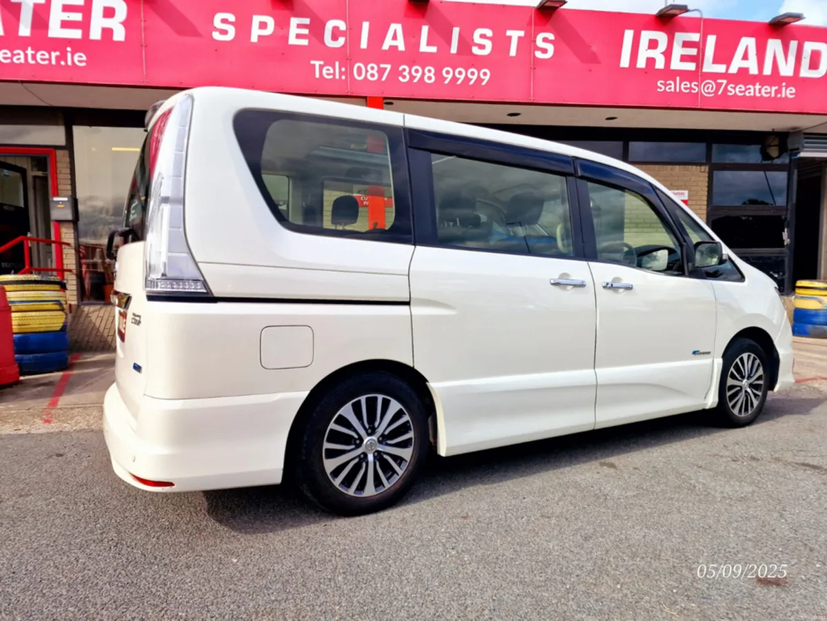 Nissan Serena 2.0 PETROL HYBRID AUTOMATIC LOW MILE - Image 5