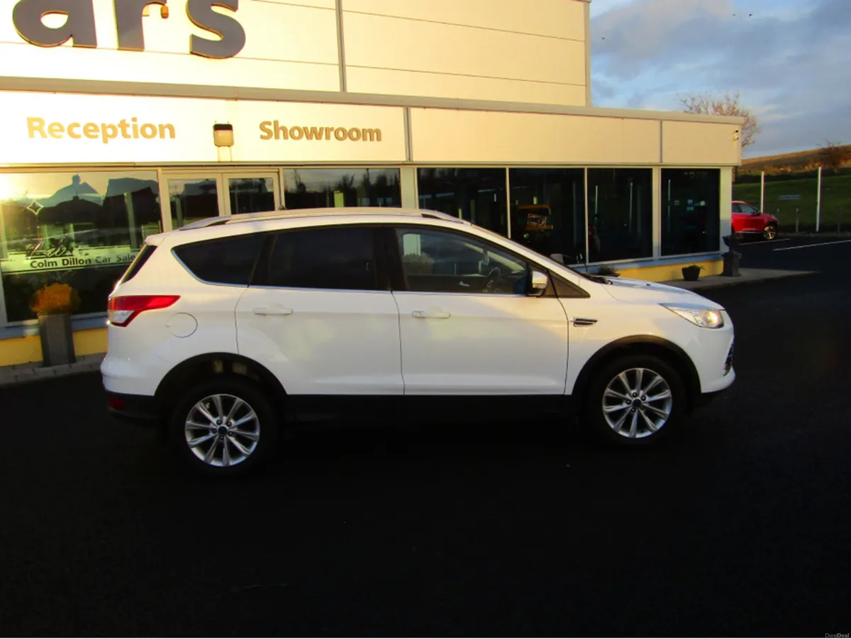 Ford Kuga 2.0 TDCI TITANIUM 2WD  150PS 5DR - Image 3
