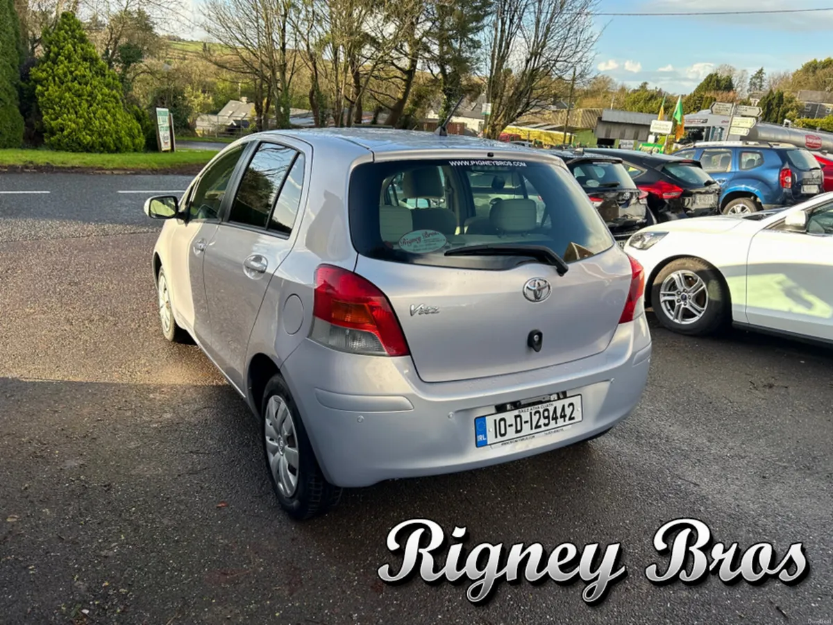 Toyota Yaris 5DR AUTO - Image 4