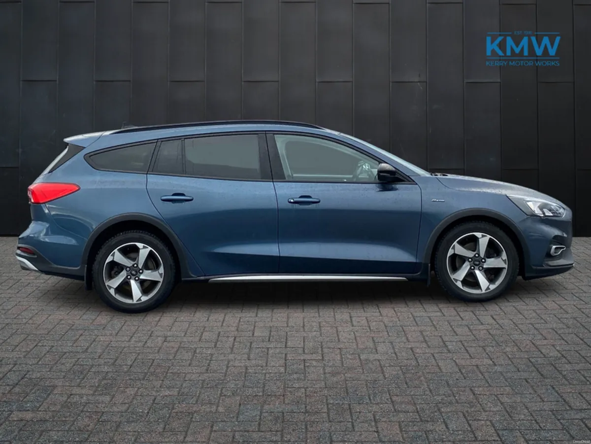 Ford Focus Active Estate 1.0 125BHP MHEV - Image 4