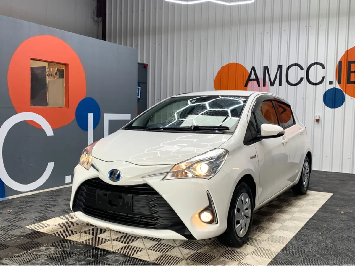 Toyota Vitz 1.5 HYBRID / 98k KMs / Reverse Camera - Image 3