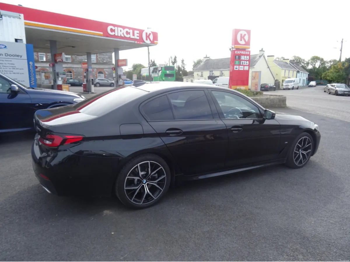 BMW 5-Series D G30 M SPORT MHEV 187BH - Image 6