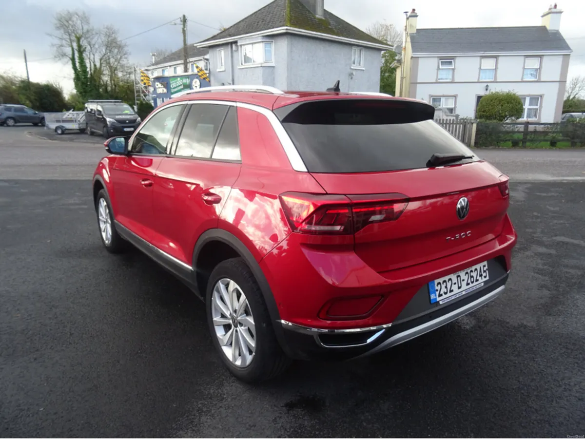 Volkswagen T-Roc STYLE AUTO  1.5 TSI  150HP - Image 6
