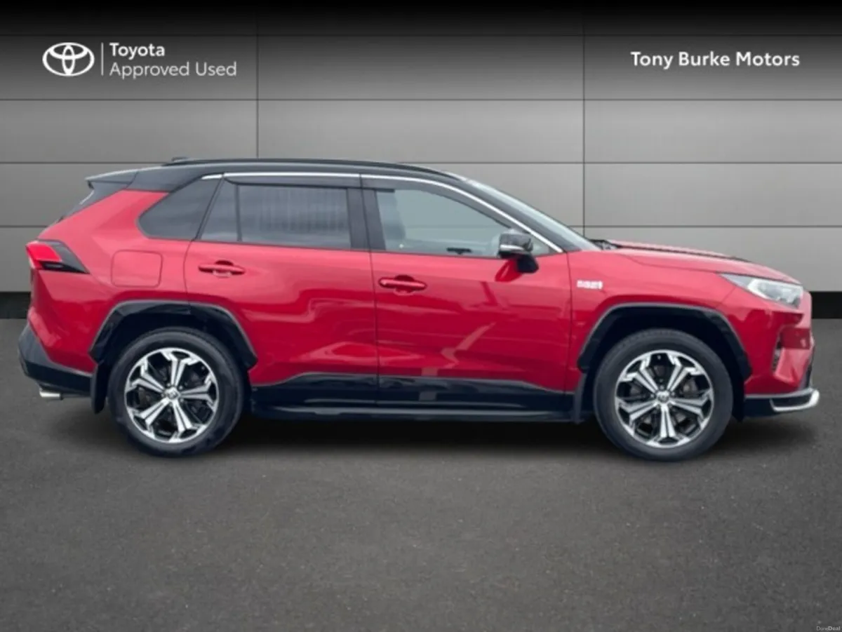 Toyota RAV4 - Plug In Hybrid - PHEV - SPORT Editio - Image 3