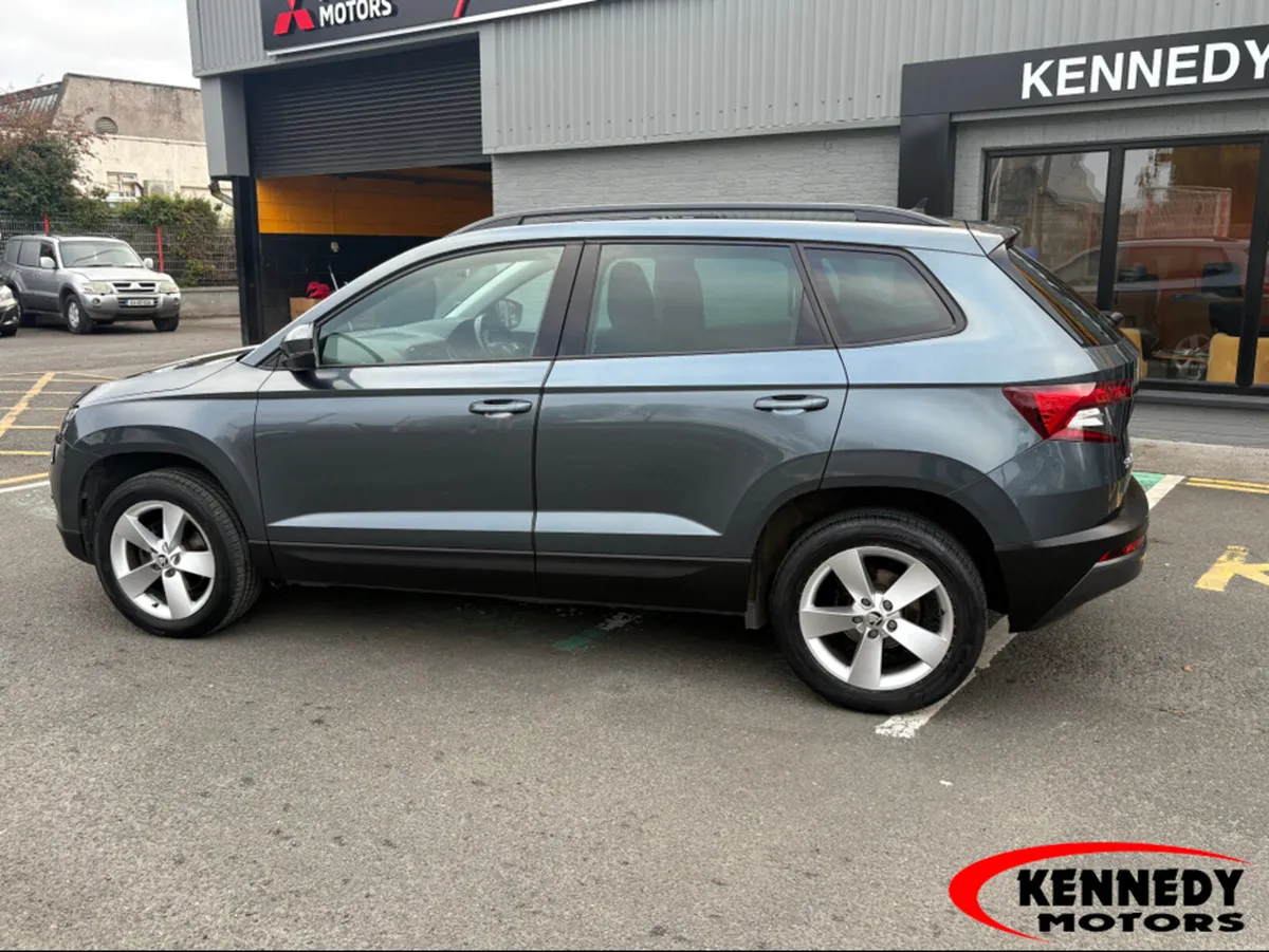 Skoda Karoq 1.6 TDI SE 115PS 5DR AUTO - Image 3