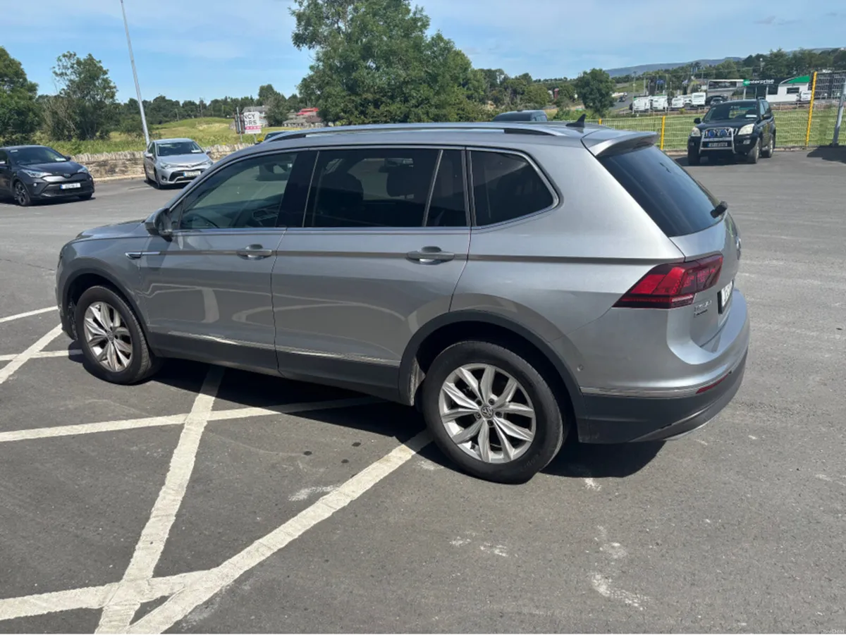 Volkswagen Tiguan A7 HIGHLINE 2.0 TDI MANUAL 6SPEE - Image 6