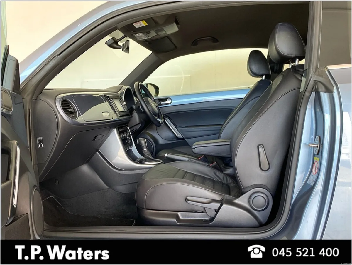 Volkswagen Beetle 1.2 TSI - BLACK LEATHER INTERIOR - Image 6
