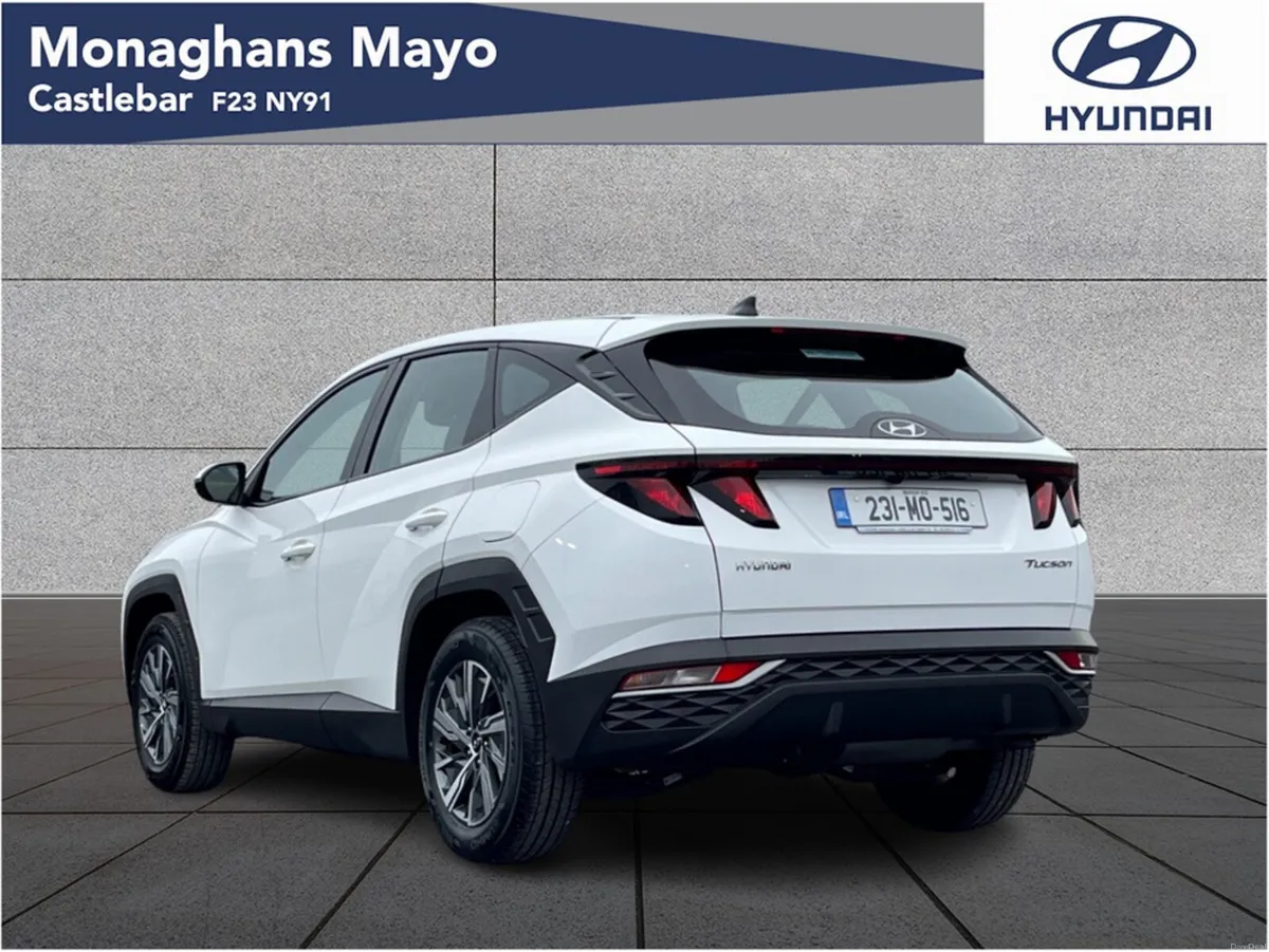 Hyundai Tucson COMFORT PLUS 1.6 DIESEL 5DR - Image 3