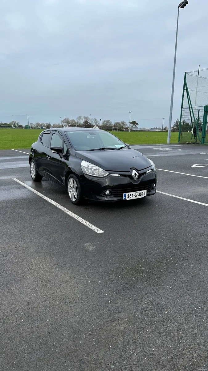 2016 1.2 petrol Clio only 174k kms - Image 1