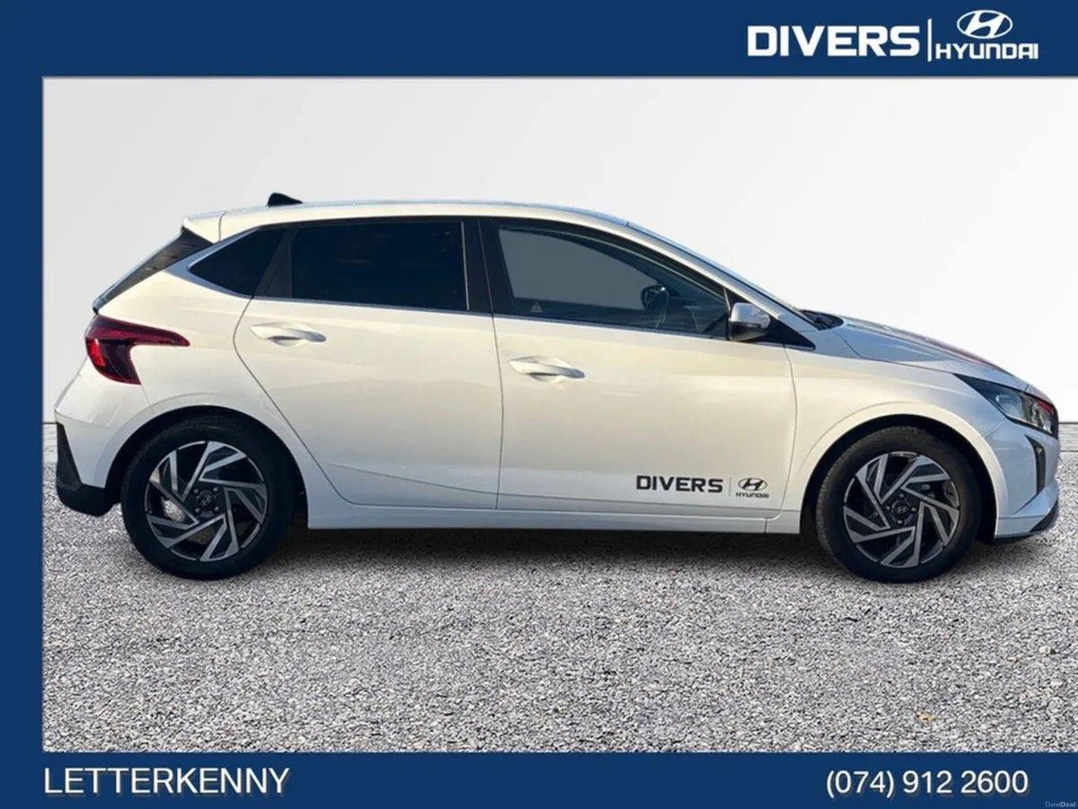 Hyundai i20 Deluxe Plus - Image 3