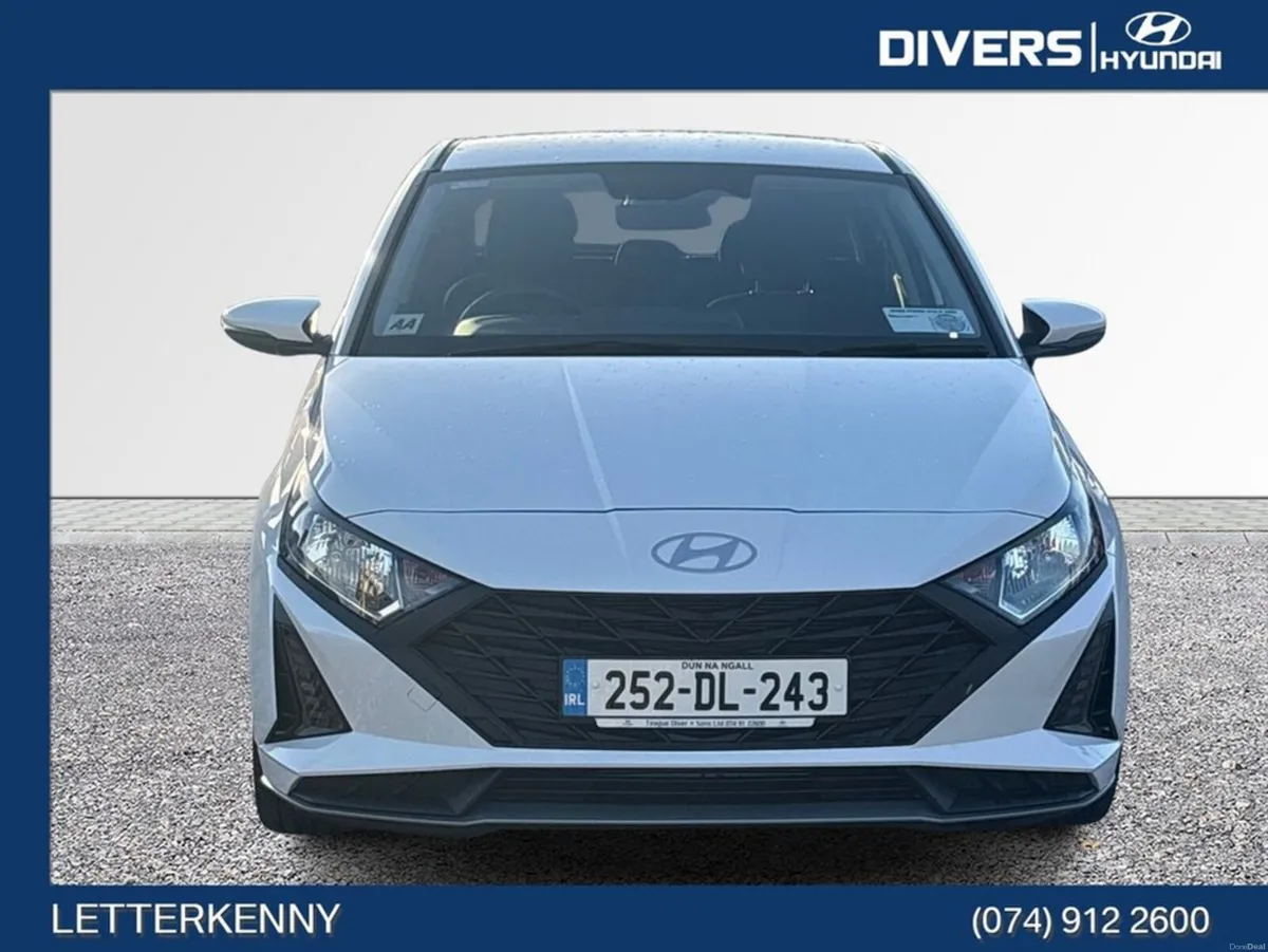Hyundai i20 Deluxe Plus - Image 4