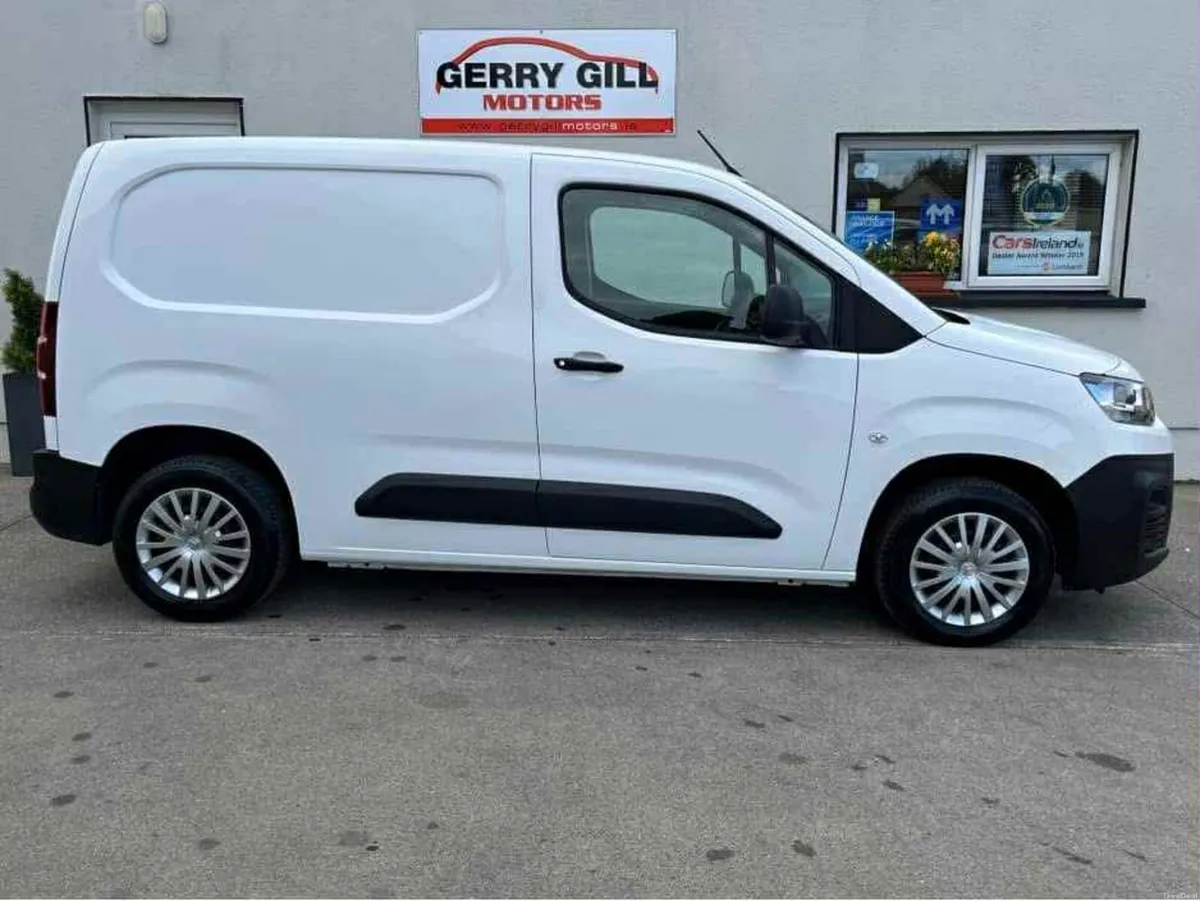 Citroen Berlingo K9 LX 1.5 BLUEHDI 75 650KG M 3 - Image 3