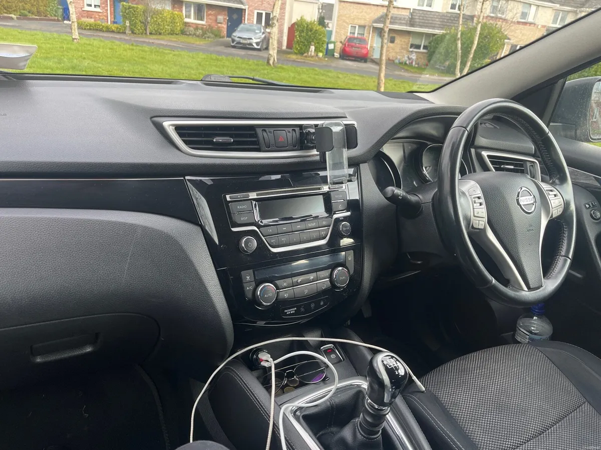 Nissan Qashqai J11 1.5d (Tax until 3/27, NCT 5/27) - Image 3