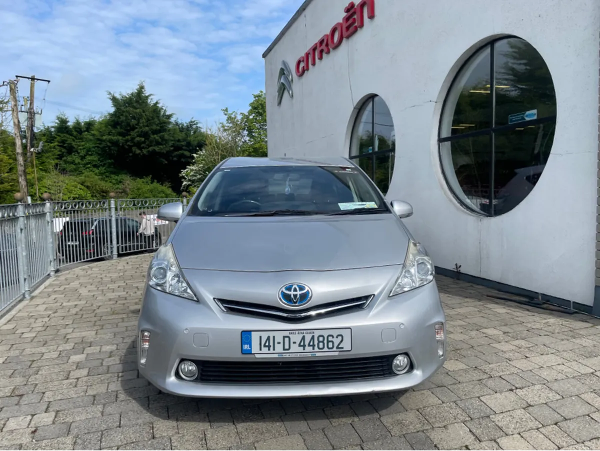 Toyota Prius 7 SEATER 1.8 HYBRID 5DR AUTO - Image 2