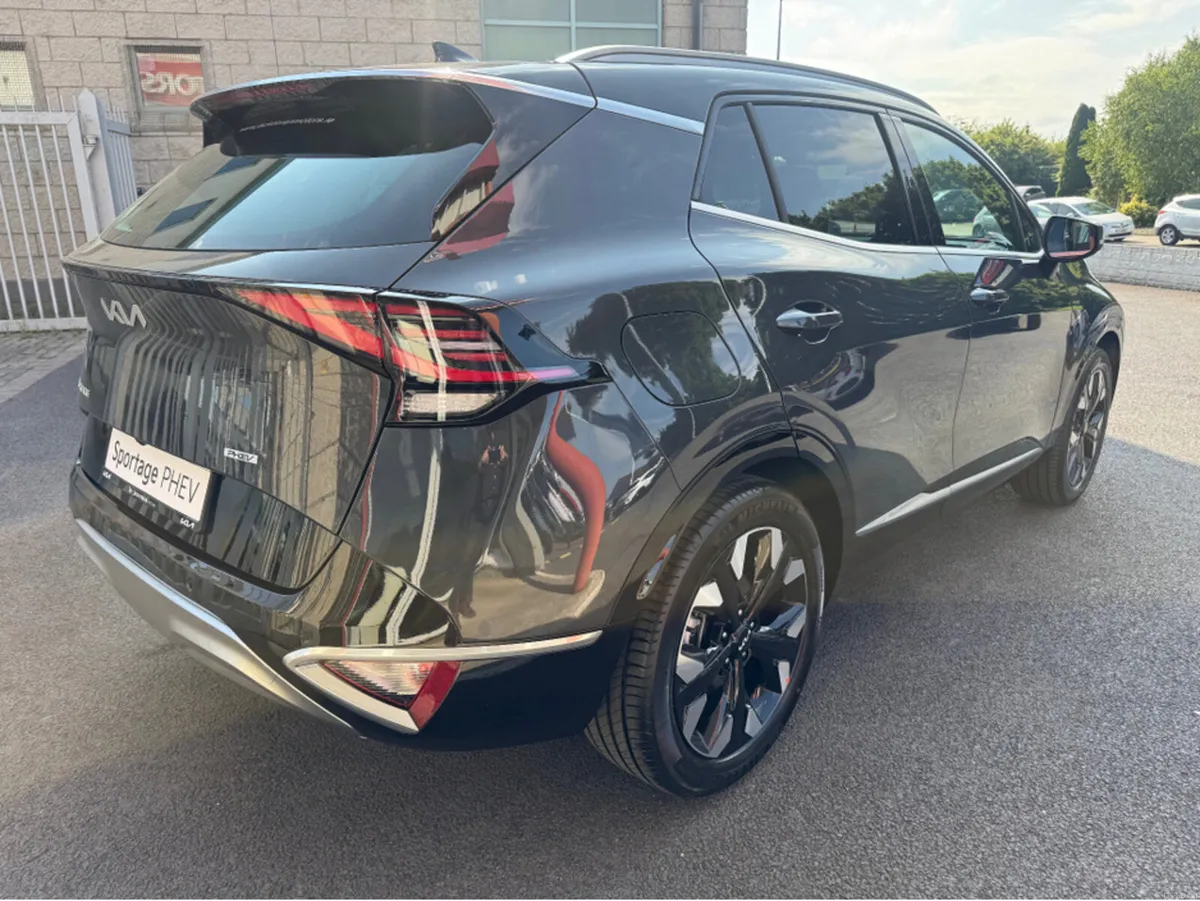 Kia Sportage PHEV SEM ***0% APR & Free Home Charge - Image 3