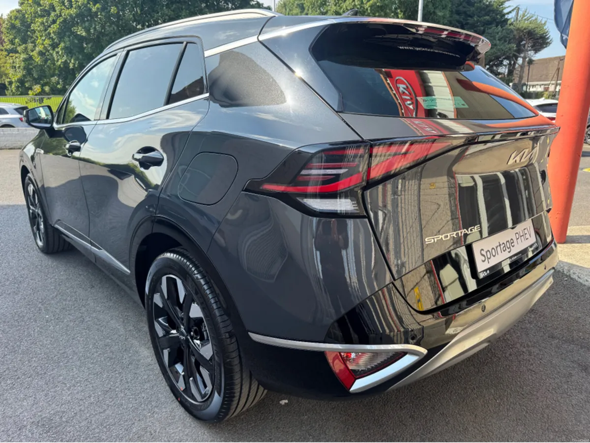 Kia Sportage PHEV SEM ***0% APR & Free Home Charge - Image 4