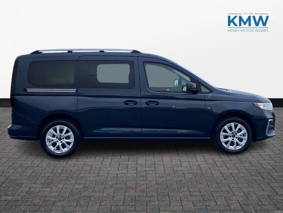 Ford Tourneo Connect Titanium LWB 2.0 122BHP Autom - Image 6