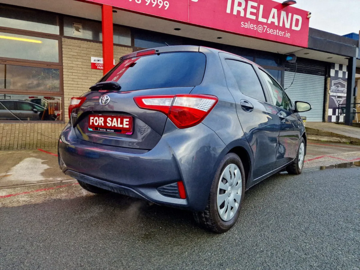 Toyota Yaris AUTO, low mileage - Image 6