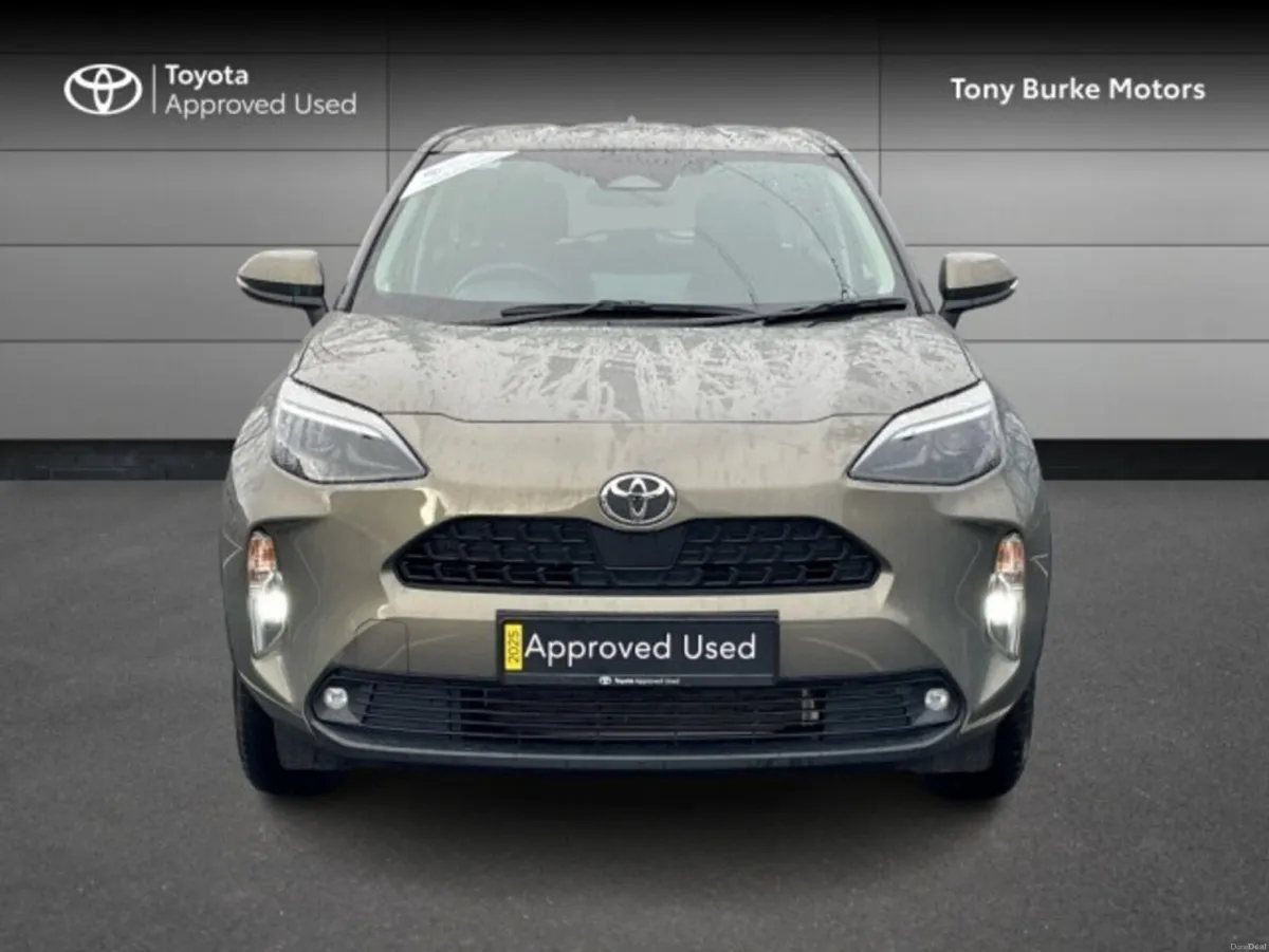 Toyota Yaris Cross - Save EUR 3,000 - Luna - 1.5 H - Image 4