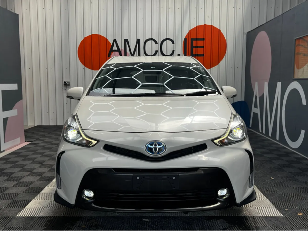 Toyota Prius 1.8 HYBRID 7 SEATER / 94k KMs / Rever - Image 2