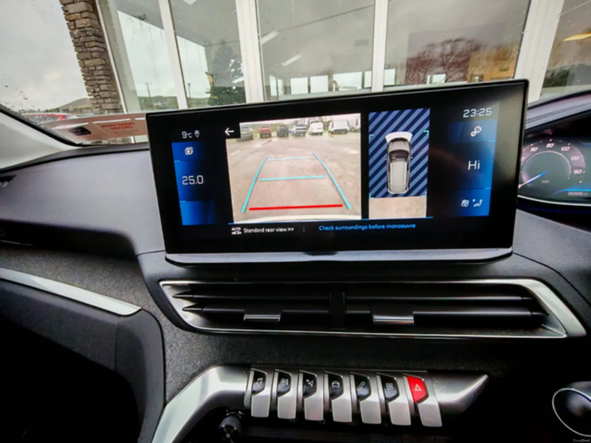 2022 Peugeot 3008 - Image 4