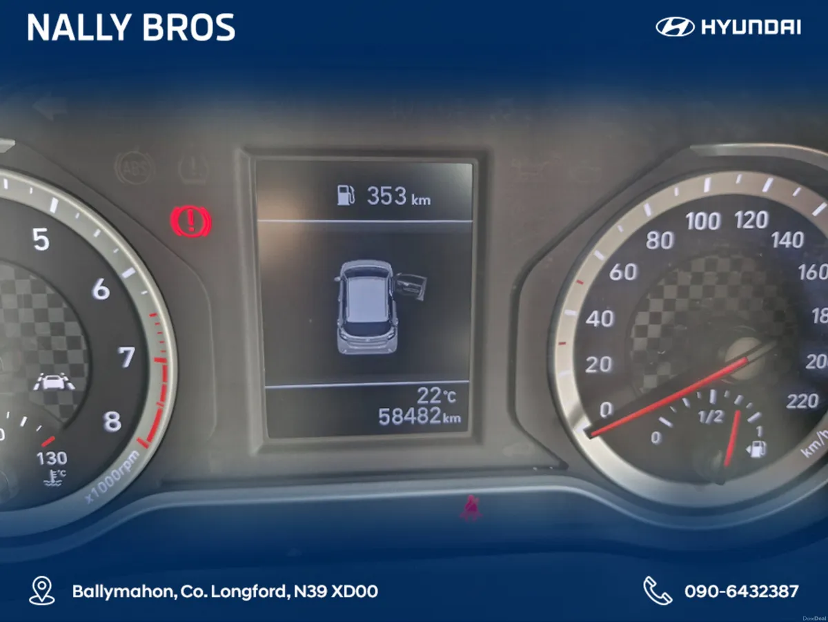 Hyundai i10 CLASSIC 5DR - Image 2