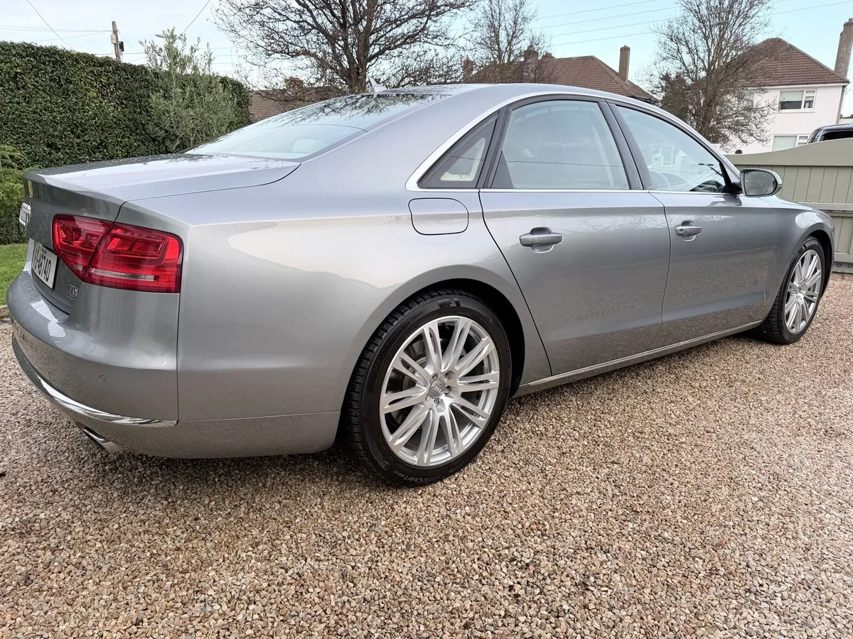 Audi A8 4.2 TDI - Image 3