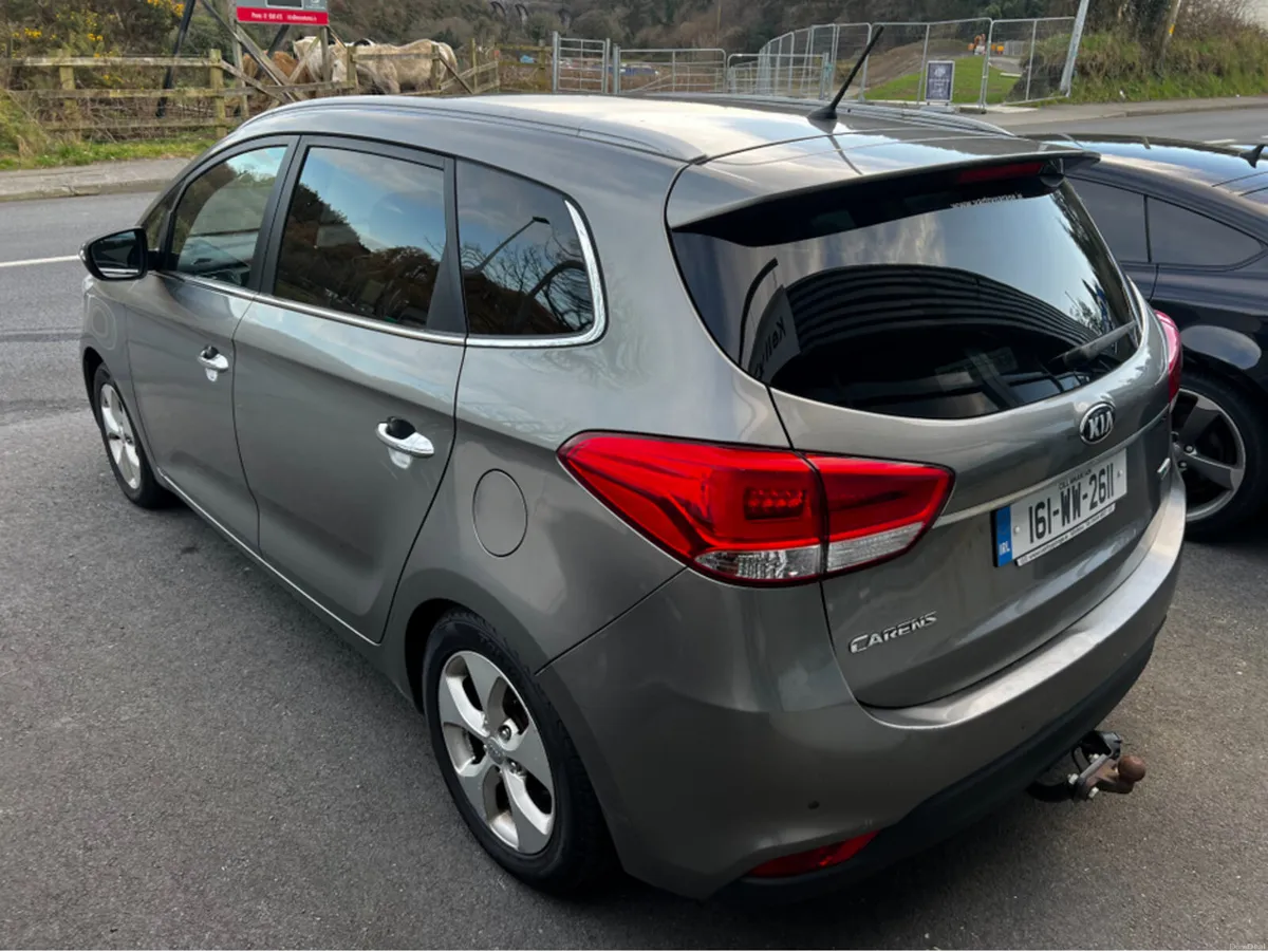 Kia Carens EX PE 1.7 CRDi 7 Seater - Image 4