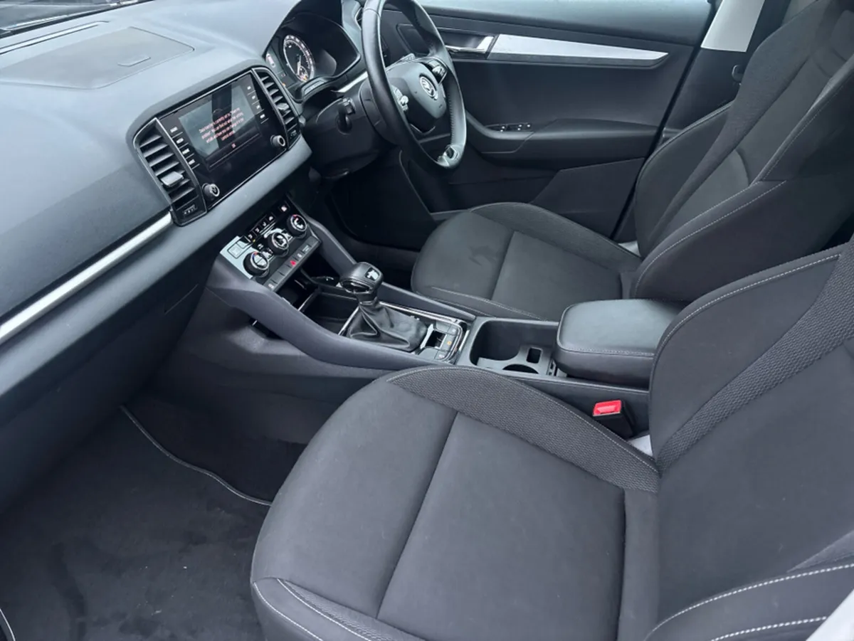 Skoda Karoq AMBITION 2.0 TDI 115HP D DSG 5DR - Image 3