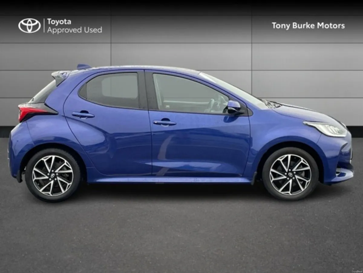Toyota Yaris - Hybrid - New Generation - Design Ed - Image 3