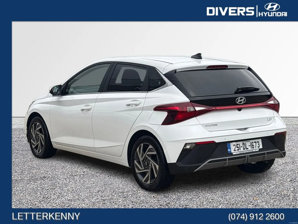 Hyundai i20 Deluxe Plus - Image 2