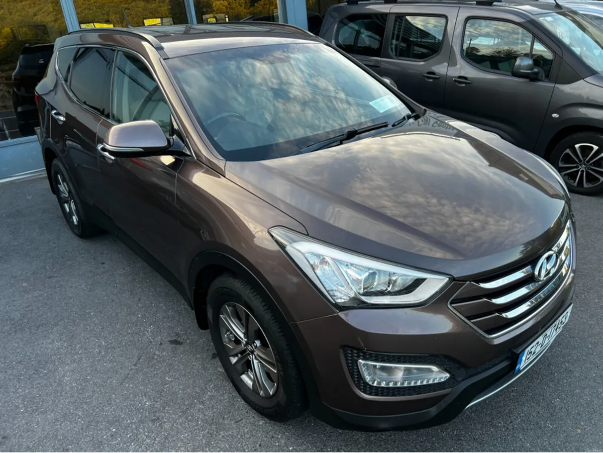 Hyundai Santa Fe 2.2 4WD EXECUTIVE AUTO LOW KMS NE - Image 1