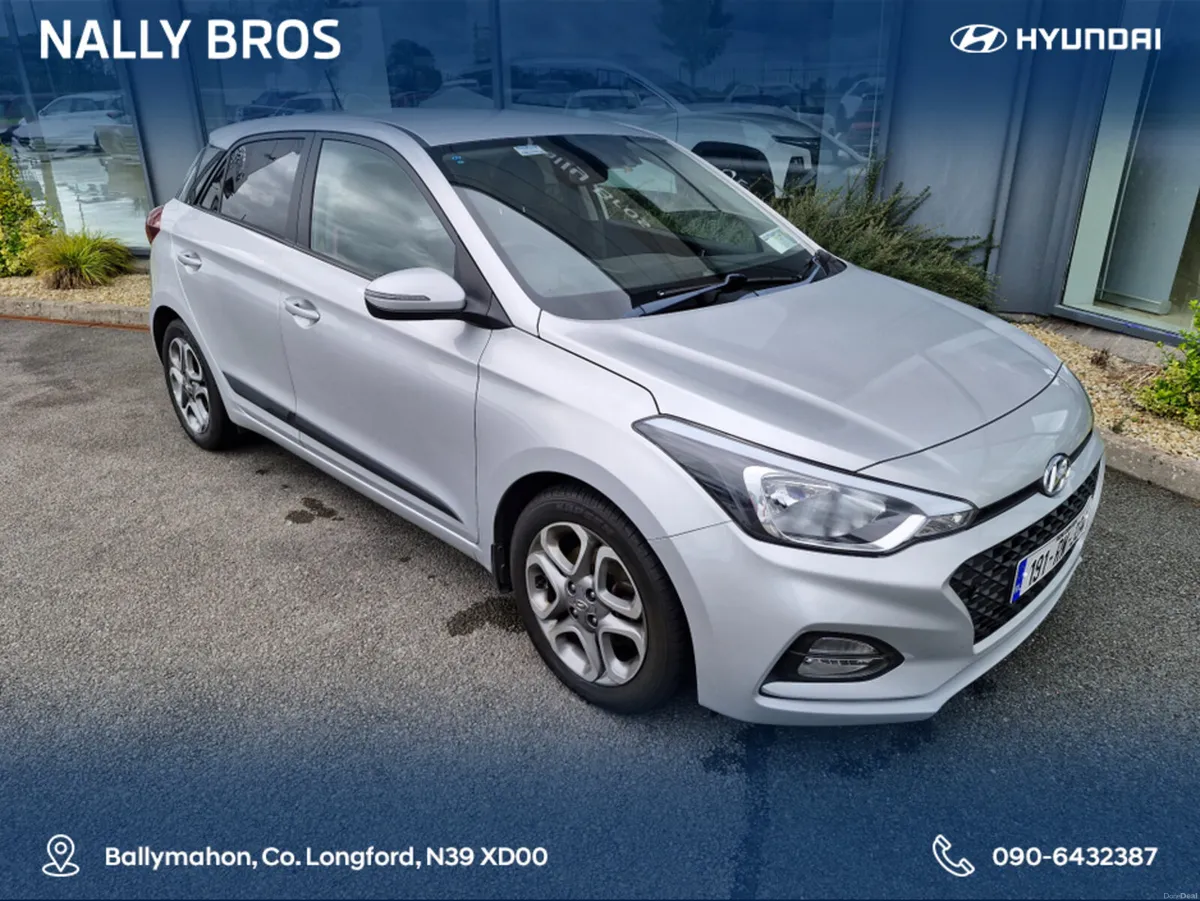 Hyundai i20 ACTIVE PETROL DELUXE AUTO 5DR - Image 1