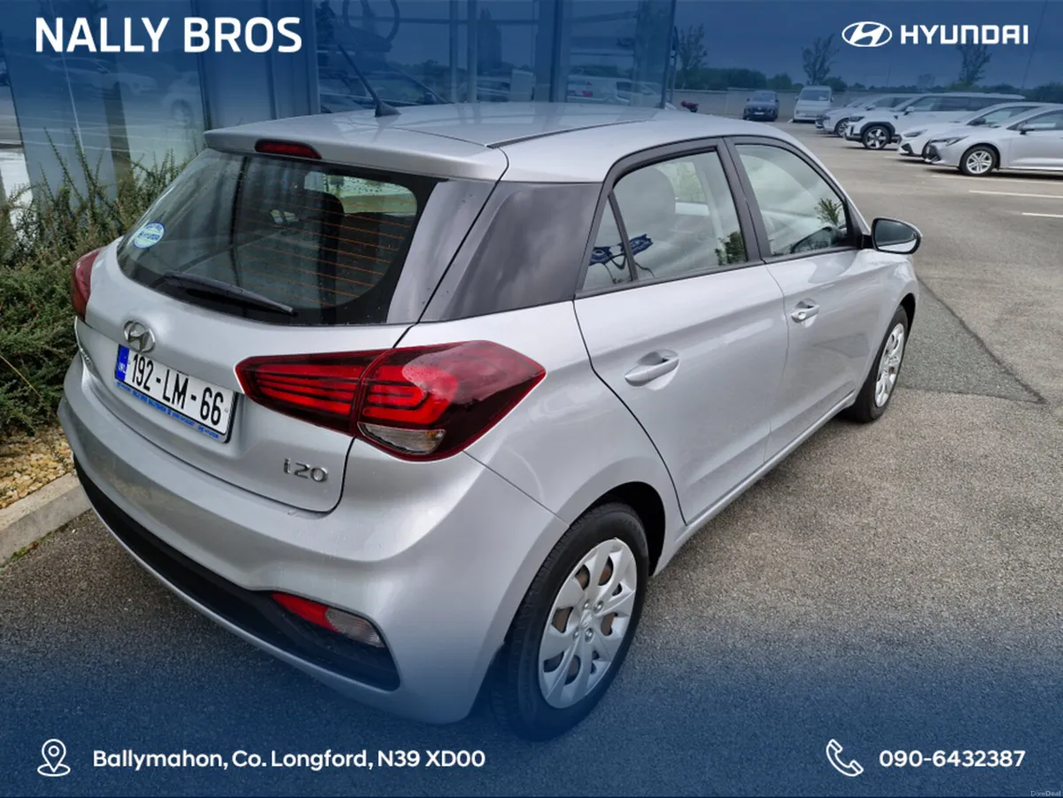 Hyundai i20 ACTIVE CLASSIC 5DR - Image 3