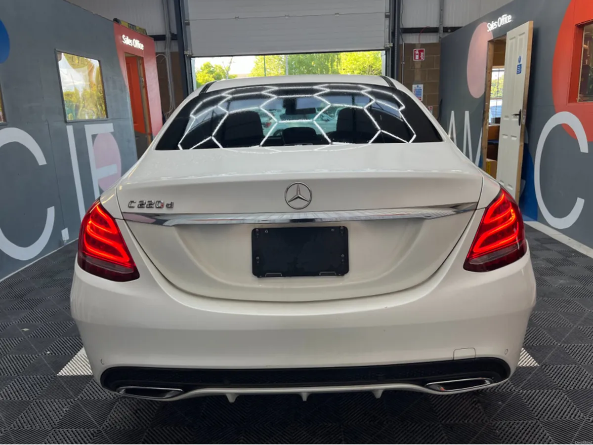 Mercedes-Benz C-Class C220D AMG LINE / 71k KMs / H - Image 4
