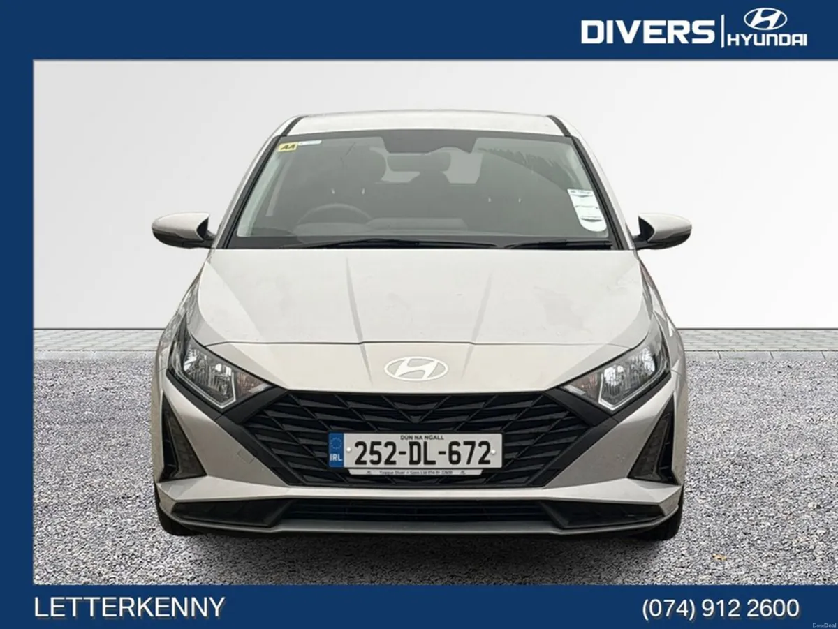 Hyundai i20 Deluxe Plus - Image 3