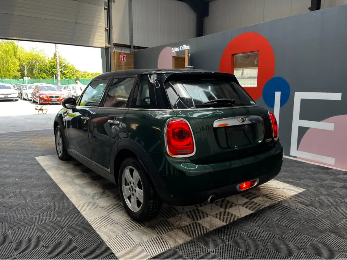 Mini Cooper 1.5 PETROL AUTO / 71k KMs - Image 4