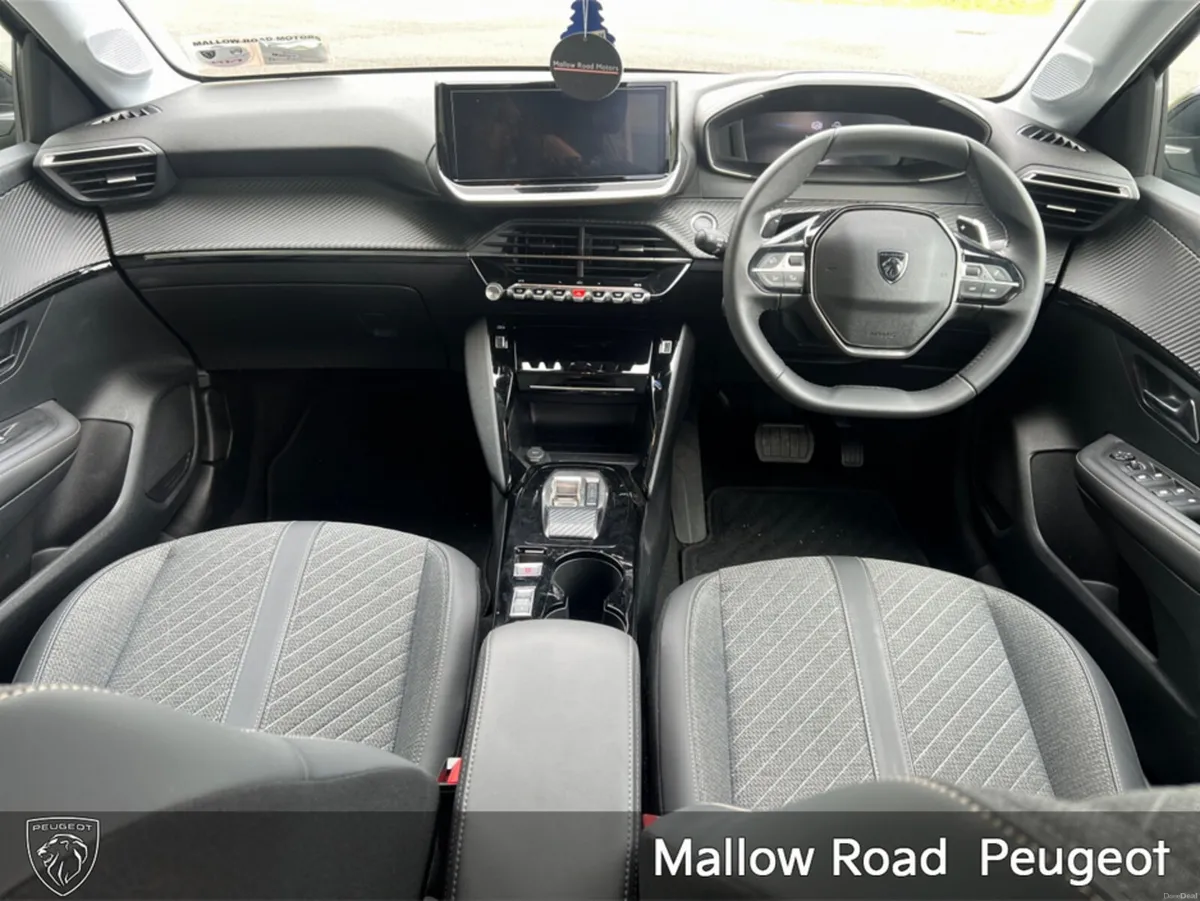 Peugeot 208 ALLURE 1.2 MHEV EDCT 4DR A - Image 4