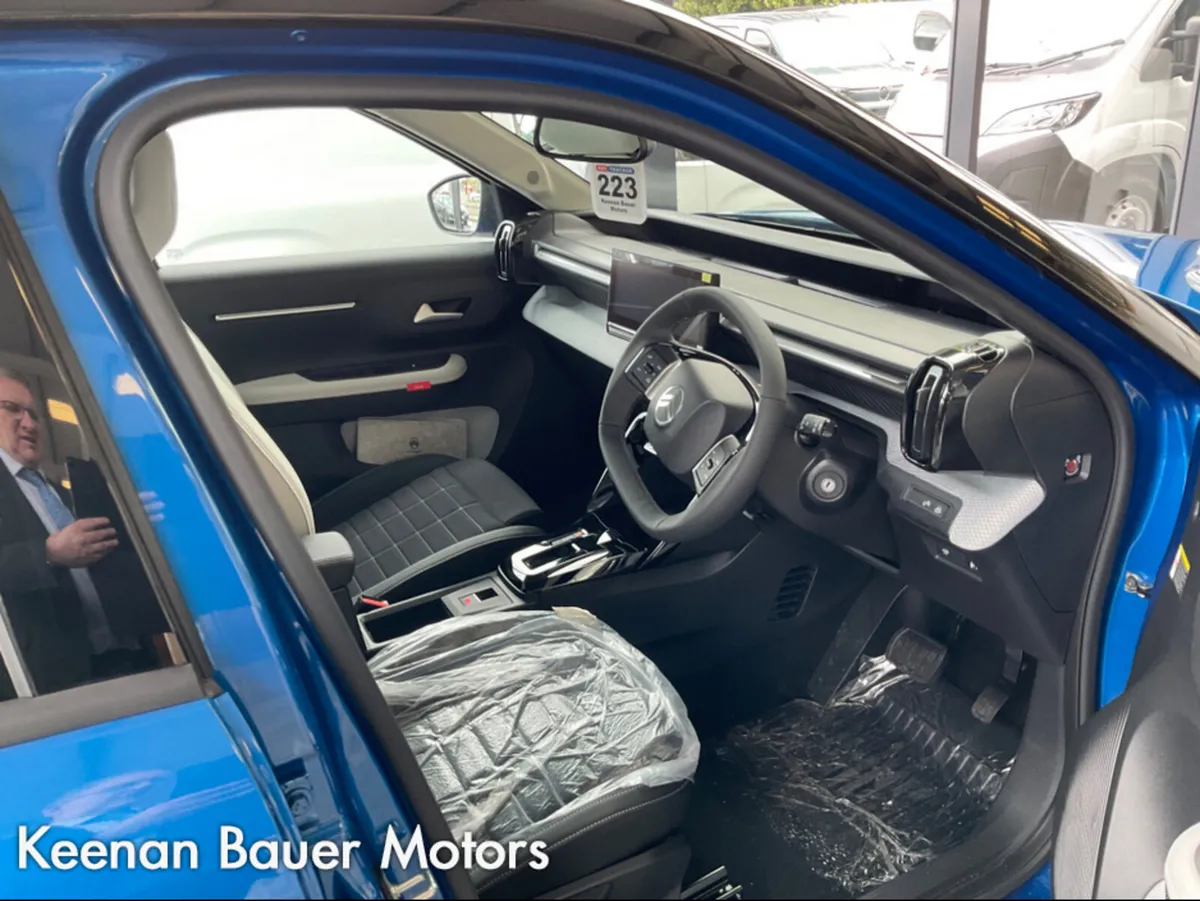 Citroen C3 Max Electric 320km ,113 hp - Image 4