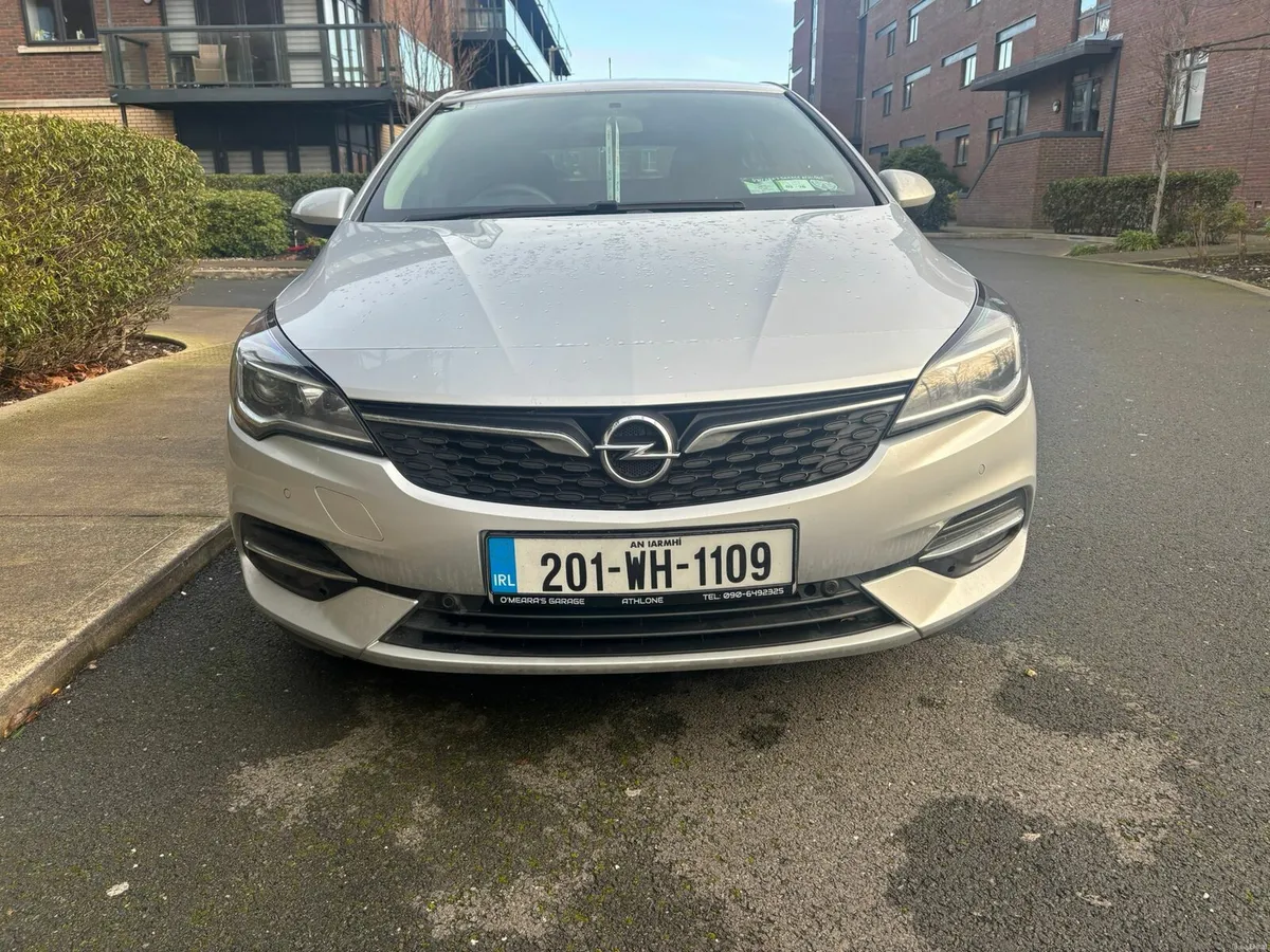 Opel Astra 1.5 - Image 2